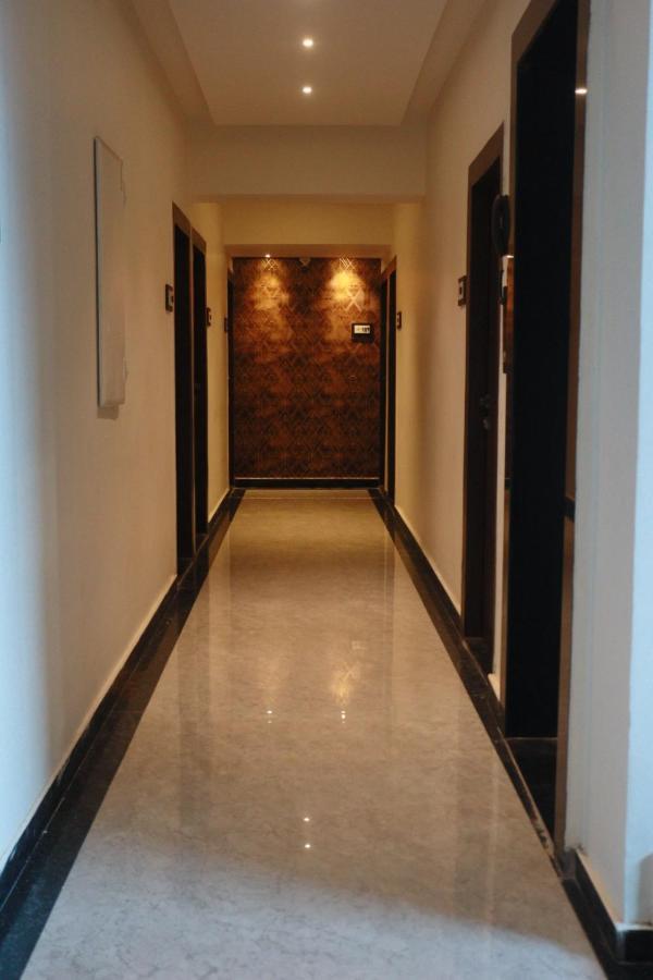 Hotel Candor Amigo Airoli Mind Space นาวีมุมไบ ภายนอก รูปภาพ