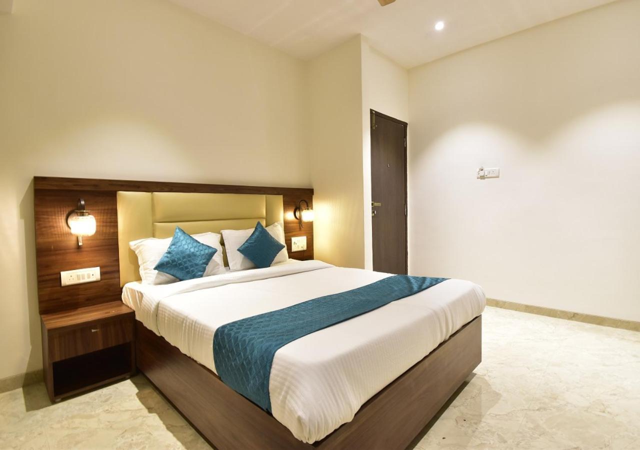 Hotel Candor Amigo Airoli Mind Space นาวีมุมไบ ภายนอก รูปภาพ